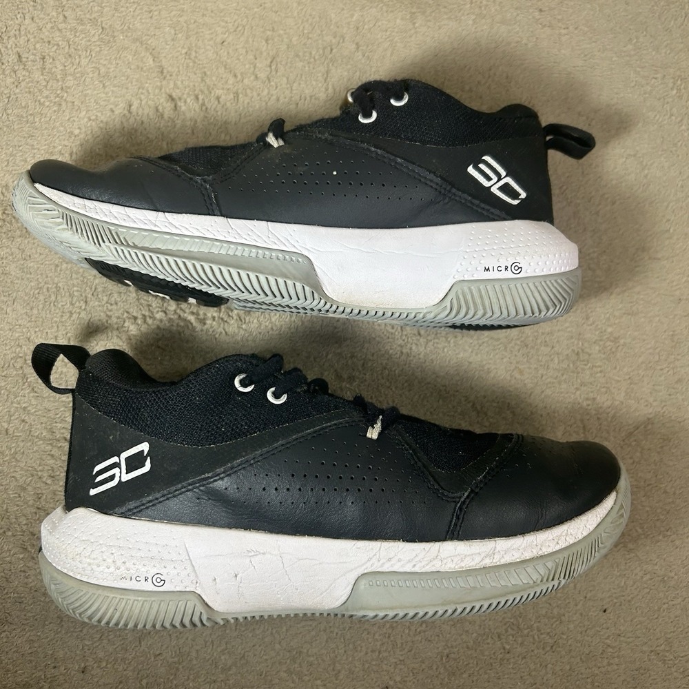 Under Armour Curry 30 SC Basketball Shoes Youth Size 5Y Black 3023918-001